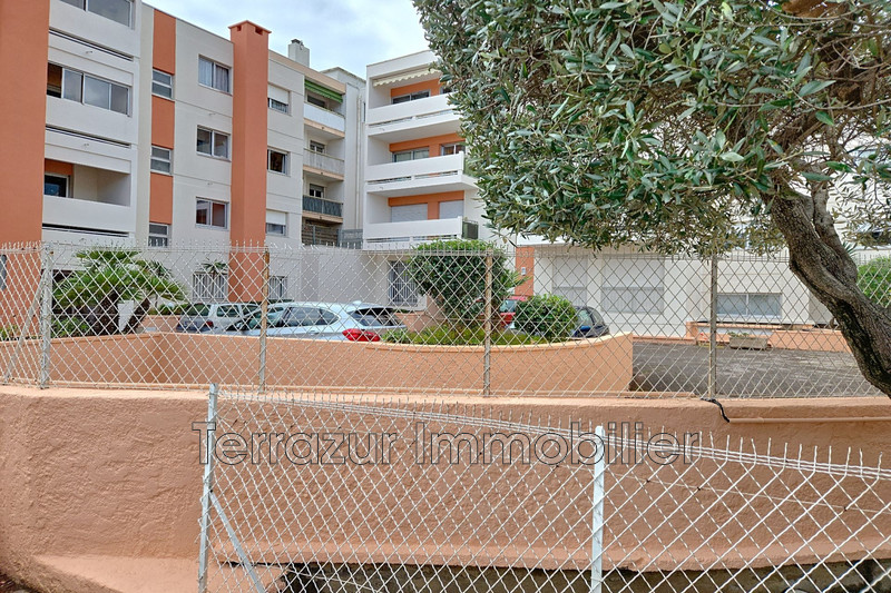 Vente traversant Golfe-Juan  