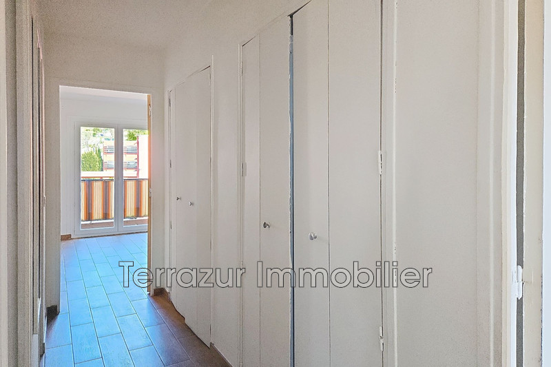 Vente traversant Vallauris  