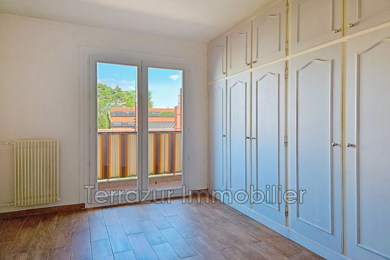 Vente traversant Vallauris  