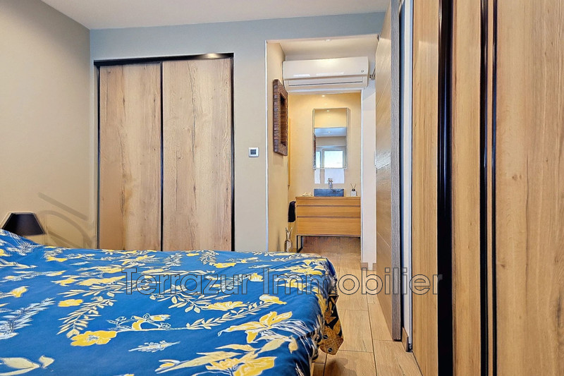 Vente traversant Golfe-Juan  