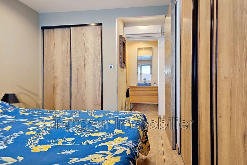 Vente traversant Golfe-Juan  