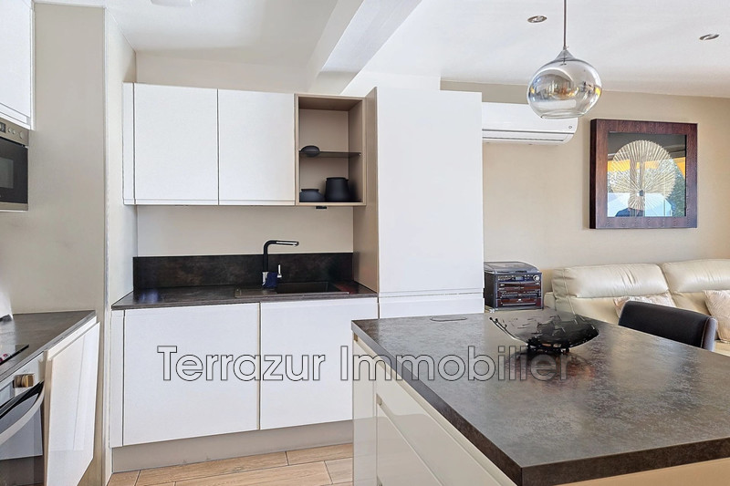 Vente traversant Golfe-Juan  