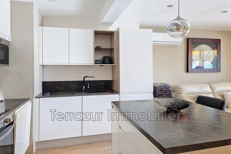 Vente traversant Golfe-Juan  