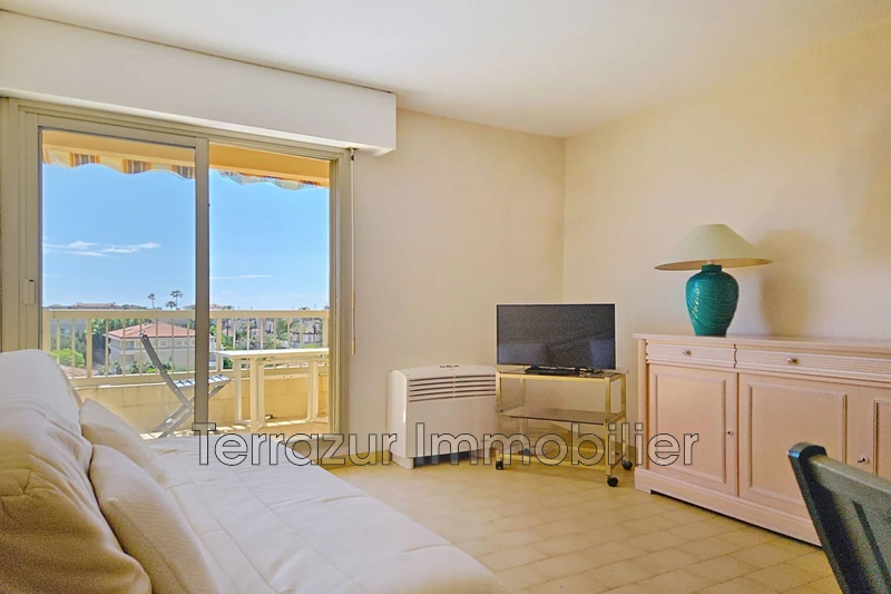 appartement  2 rooms  Golfe-Juan Proche toutes commodités  45 m² -   
