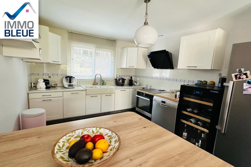 Vente villa Saint-Mitre-les-Remparts  