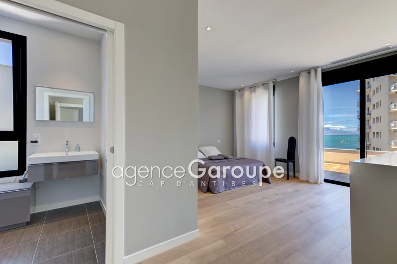 Vente maison contemporaine Cap d'Antibes  