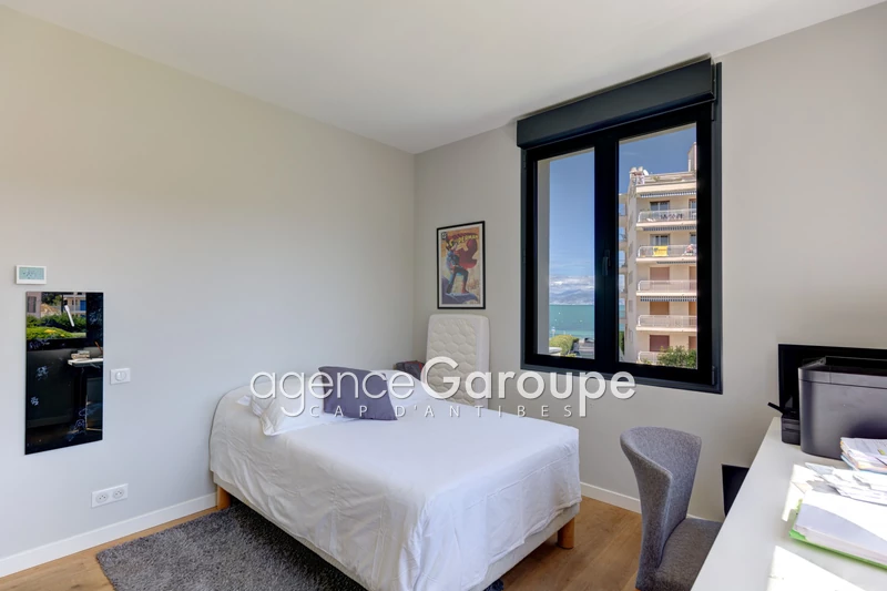 Vente maison contemporaine Cap d'Antibes  