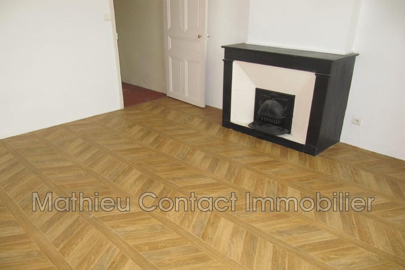 Photo Appartement Nîmes Centre-ville, Location appartement 2 pièces 37 m²