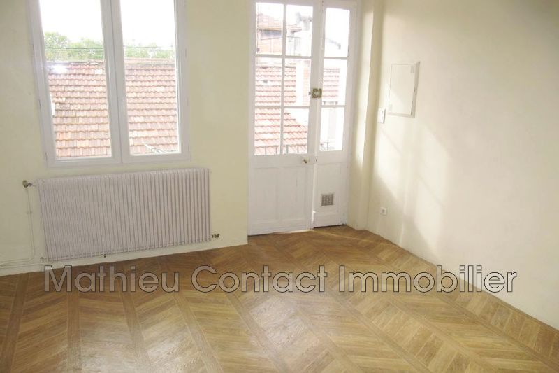 Photo Appartement Nîmes Centre-ville, Location appartement 2 pièces 37 m²