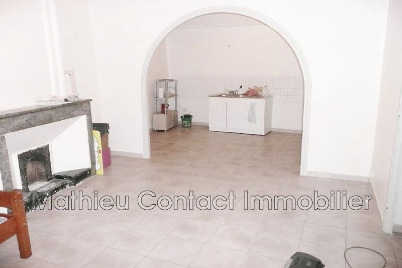 Photo Appartement Nîmes Place du marche, Location appartement 2 pièces 44 m²