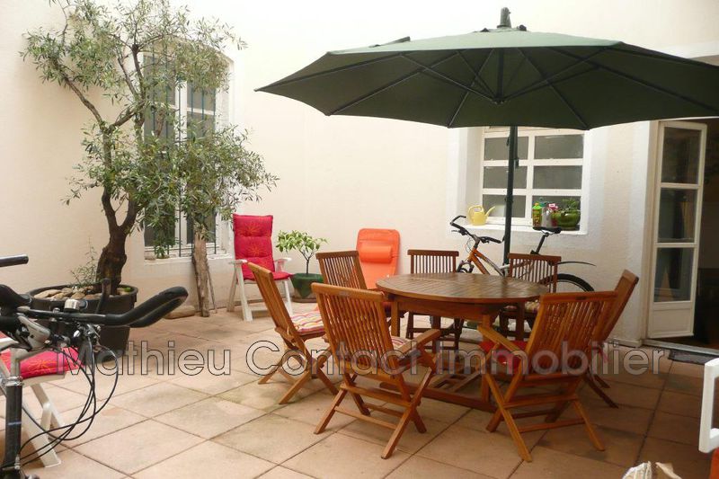 Photo Appartement Nîmes Centre ville, Location appartement 7 pièces 185 m²