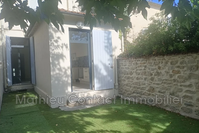 Photo Appartement Nîmes Marronniers,  Location appartement  2 pièces   44&nbsp;m&sup2;