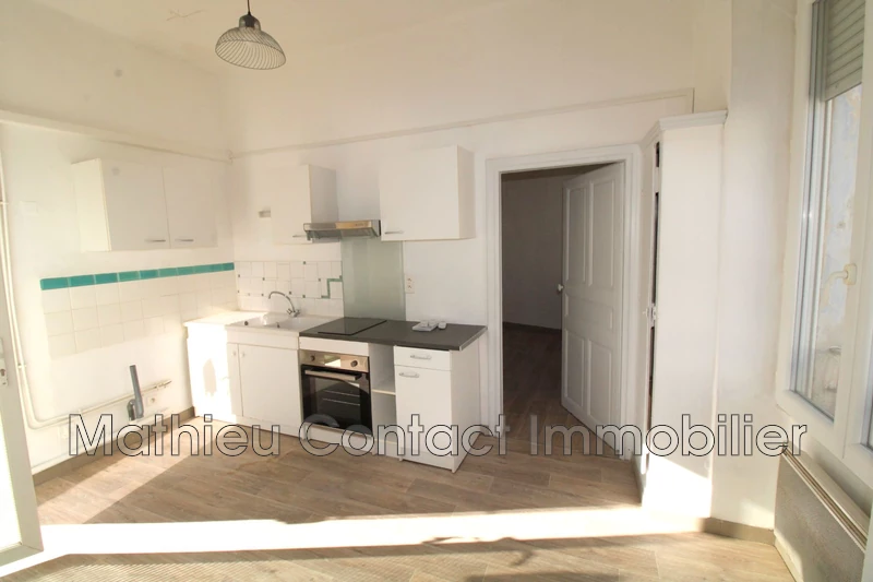 Photo Appartement Nîmes Centre-ville, Location appartement 2 pièces 34 m²