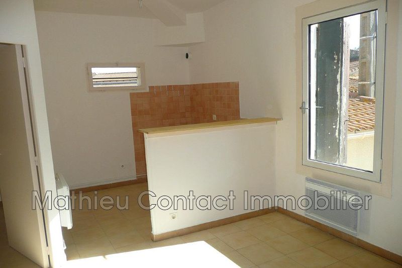 Photo Appartement Générac Centre-ville, Location appartement 2 pièces 31 m²