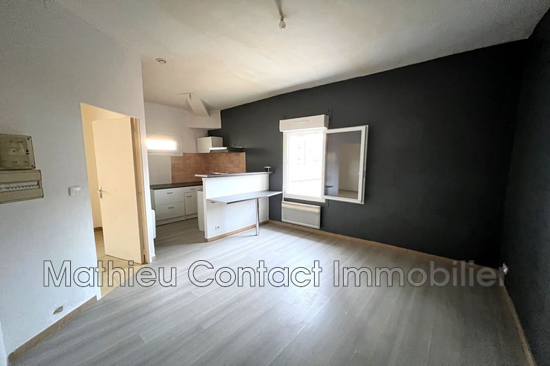 Photo Appartement Générac Centre-ville,  Location appartement  2 pièces   30&nbsp;m&sup2;