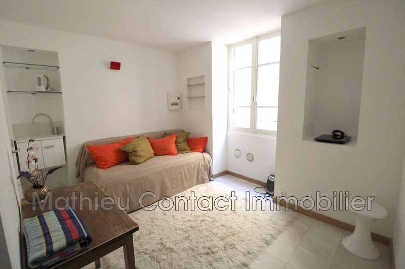 Photo Appartement Nîmes Ecusson, Location appartement 1 pièce 12 m²