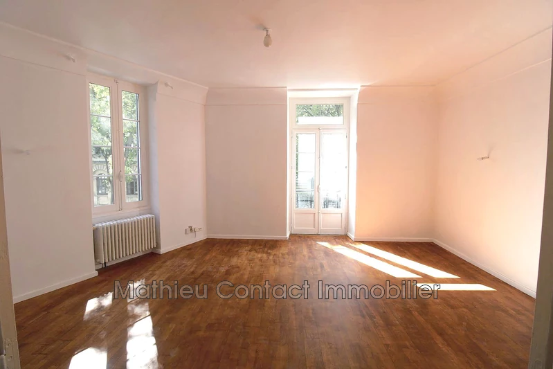 Photo Appartement Nîmes Centre-ville,  Location appartement  4 pièces   114&nbsp;m&sup2;