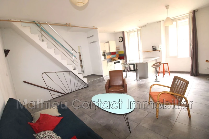 Photo Appartement Nîmes Centre-ville,  Location appartement  2 pièces   58&nbsp;m&sup2;