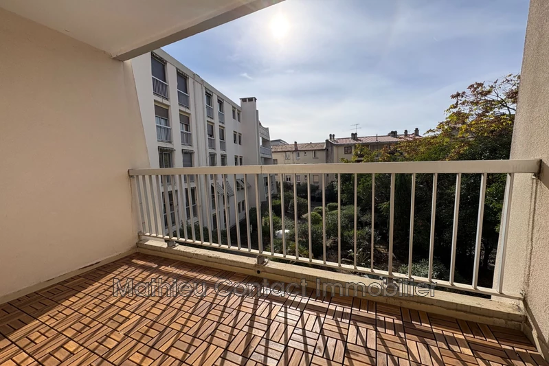 Photo Appartement Nîmes  Location appartement  1 pièce   21&nbsp;m&sup2;