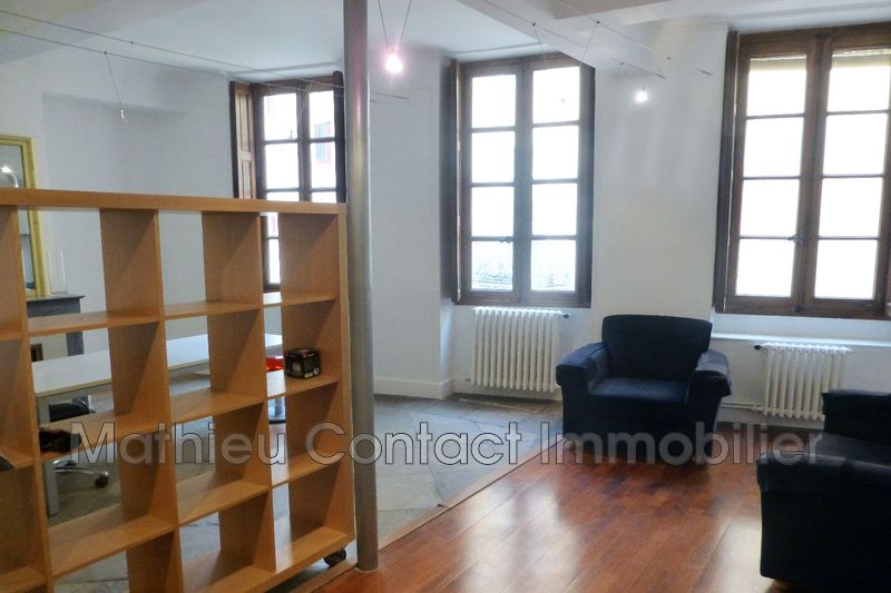 Photo Local professionnel Nîmes Ecusson, Professionnel local professionnel 74 m²