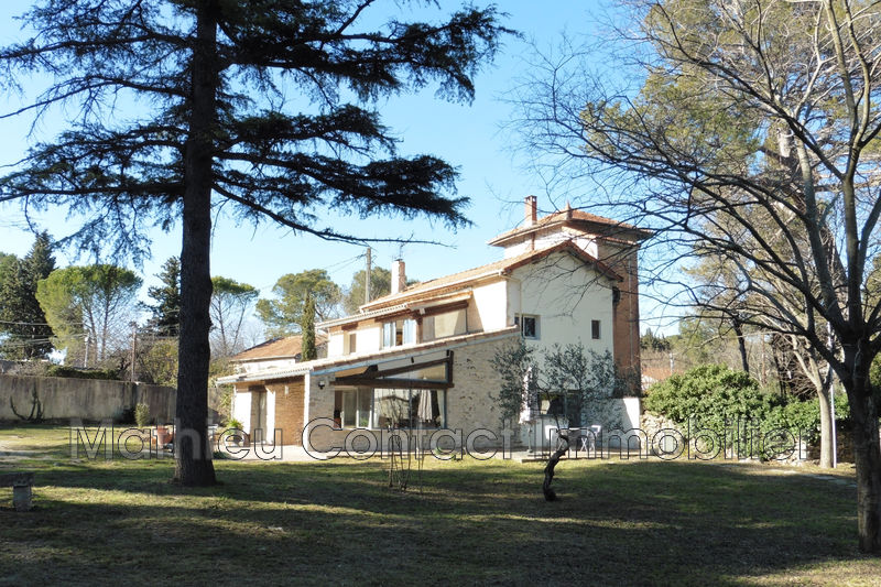 Photo Villa Nîmes achat villa 5 chambres 200 m²
