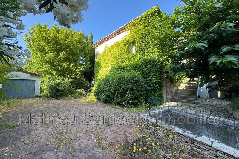 Photo House Nîmes Route de beaucaire,   to buy house  8 bedrooms   250&nbsp;m&sup2;