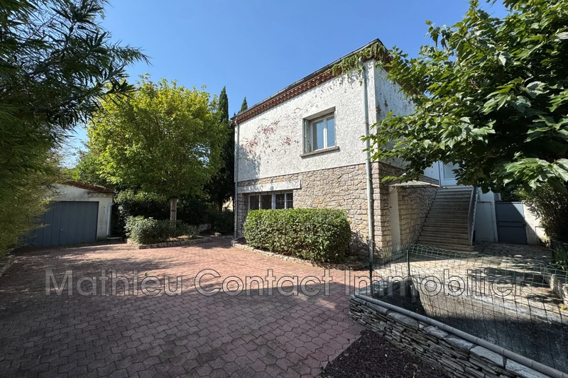 Photo Maison Nîmes Route de beaucaire,   achat maison  8 chambres   250&nbsp;m&sup2;
