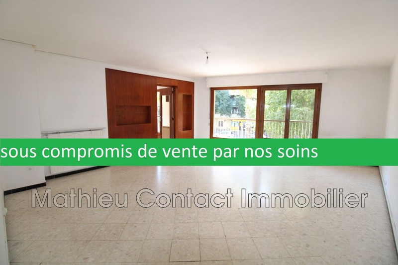 Photo Apartment Nîmes Jean jaurès, to buy apartment 4 rooms 97 m²