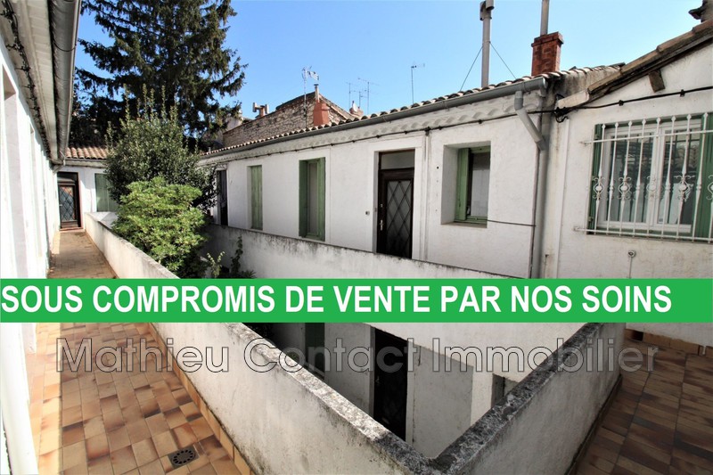 Photo Appartement Nîmes Centre-ville, achat appartement 22 pièces 348 m²