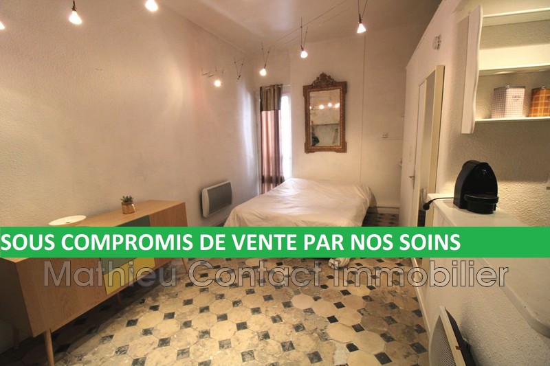 Photo Apartment Nîmes Ecusson,   to buy apartment  1 room   23&nbsp;m&sup2;