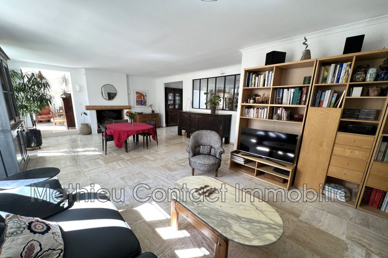 Photo Apartment Nîmes Fontaine,   to buy apartment  4 rooms   128&nbsp;m&sup2;