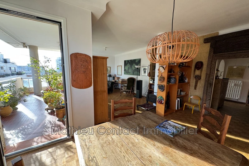 Photo Apartment Nîmes Esplanade,   to buy apartment  3 rooms   80&nbsp;m&sup2;