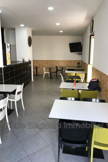 Photo Bouzigues Centre-ville, Professionnel 100 m²