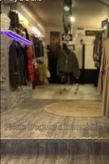 Photo Agde Centre-ville, Professionnel 110 m²