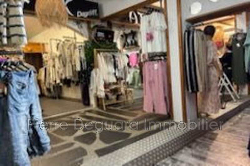 Photo Agde Centre-ville, Professionnel 110 m²