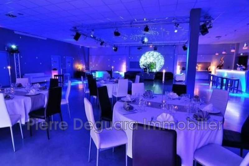 Photo  Sète  Professionnel    680&nbsp;m&sup2;