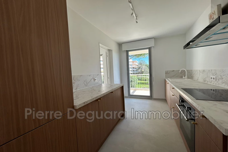 Photo Appartement Montpellier Centre-ville,   achat appartement  4 pièces   112&nbsp;m&sup2;