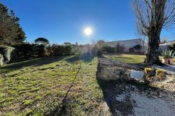Photos  Terrain à vendre Saint-Maximin-la-Sainte-Baume 83470