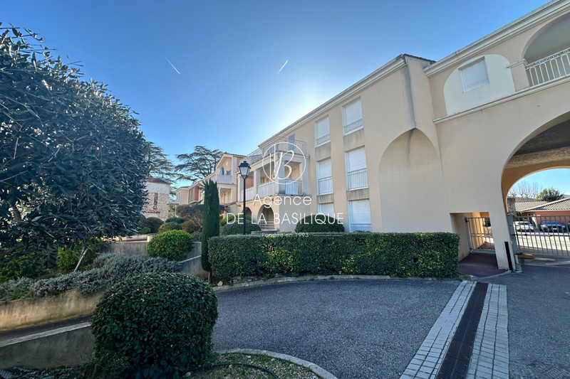 Photo n°1 - Vente appartement Saint-Maximin-la-Sainte-Baume 83470 - 139 000 €