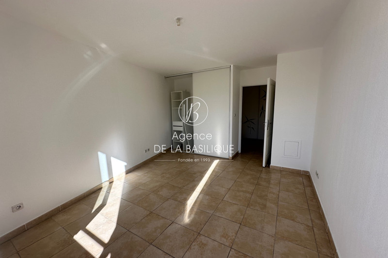 Photo n°9 - Vente appartement Saint-Maximin-la-Sainte-Baume 83470 - 139 000 €