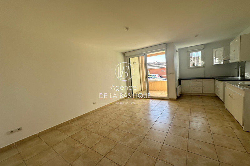 Photo n°4 - Vente appartement Saint-Maximin-la-Sainte-Baume 83470 - 139 000 €