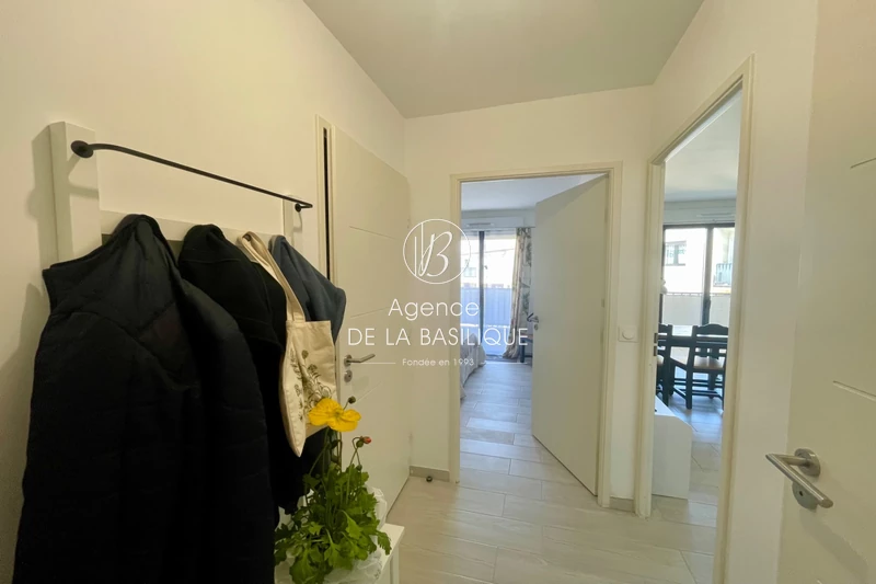 Photo n°5 - Vente appartement Saint-Maximin-la-Sainte-Baume 83470 - 214 500 €