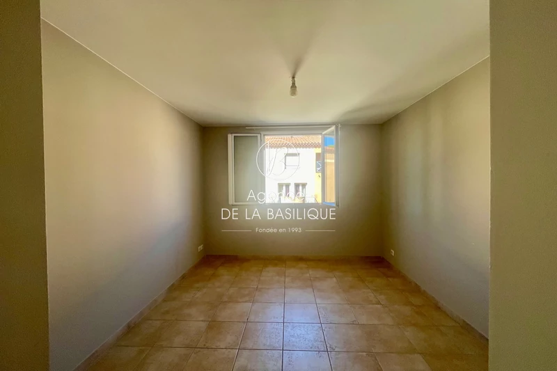 Photo n°4 - Vente appartement Saint-Maximin-la-Sainte-Baume 83470 - 196 000 €
