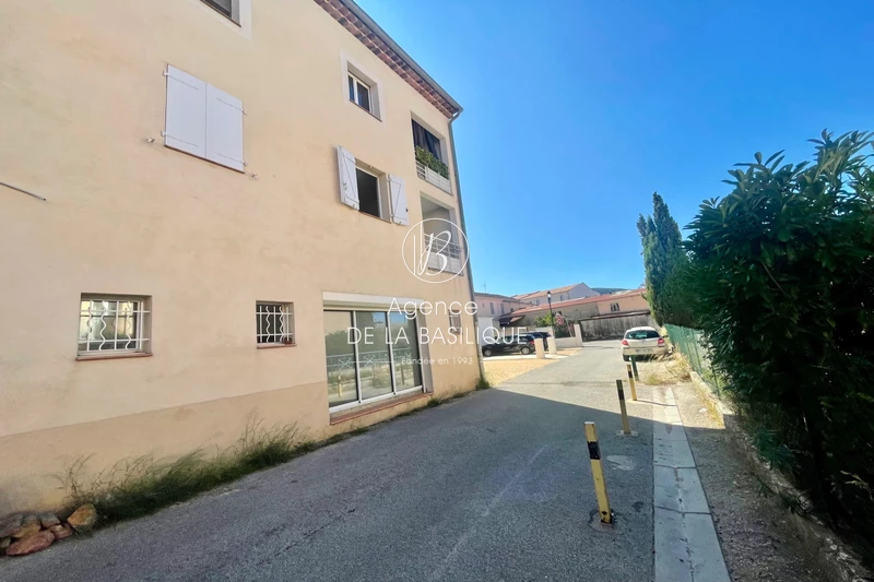 Photo n°7 - Vente appartement Saint-Maximin-la-Sainte-Baume 83470 - 196 000 €