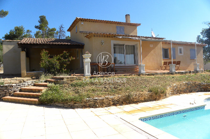 Photo Villa Saint-Maximin-la-Sainte-Baume Hors agglomération, achat villa 4 chambres 155 m²