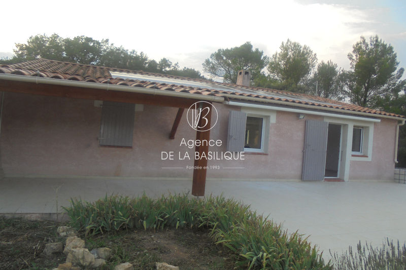 Photo Villa Saint-Maximin-la-Sainte-Baume Hors agglomération, achat villa 3 chambres 100 m²