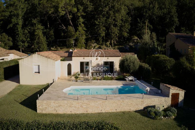 Photo Villa Nans-les-Pins Village, achat villa 4 chambres 140 m²