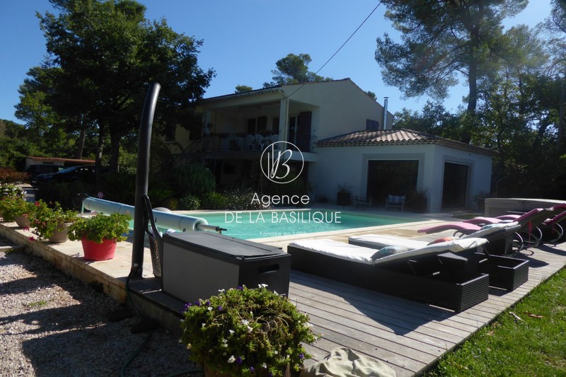 Photo Villa Nans-les-Pins Centre-ville, achat villa 5 chambres 215 m²