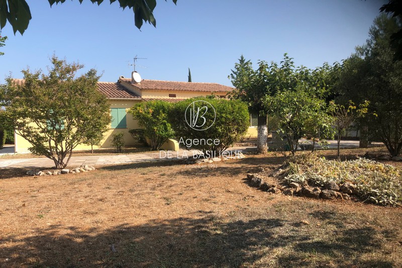 Photo Villa provençale Saint-Maximin-la-Sainte-Baume Centre-ville, achat villa provençale 4 chambres 150 m²