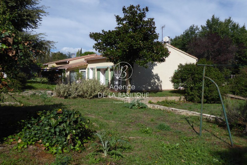 Photo Villa Saint-Maximin-la-Sainte-Baume Village, achat villa 2 chambres 95 m²